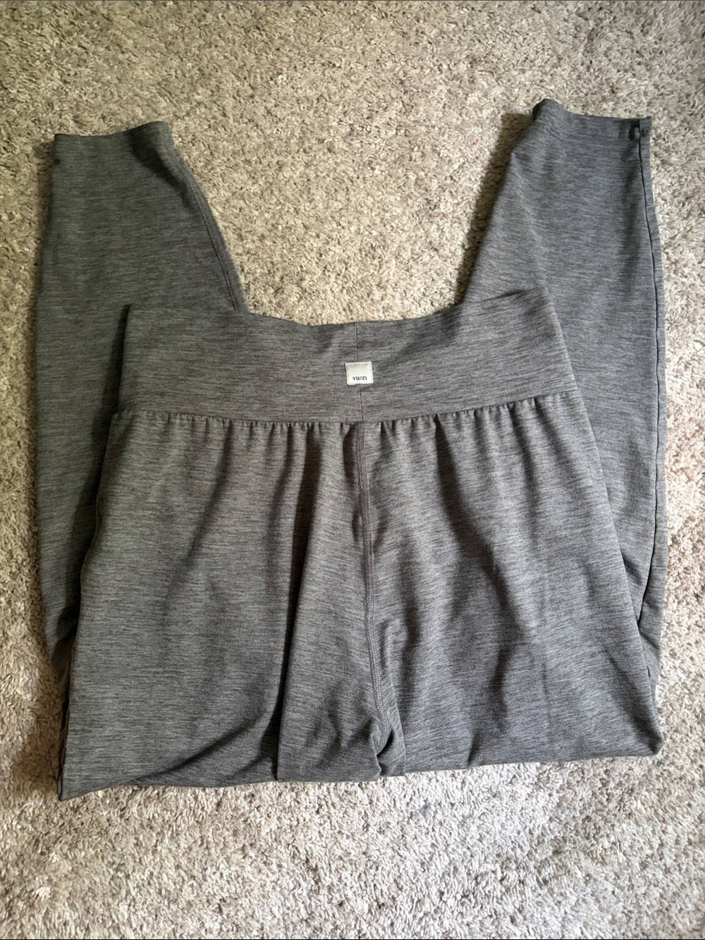 Vuori Gray Wide Waistband Capri Lounge Pants